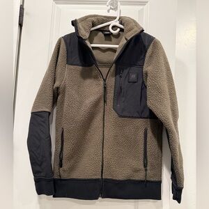 Armada jacket